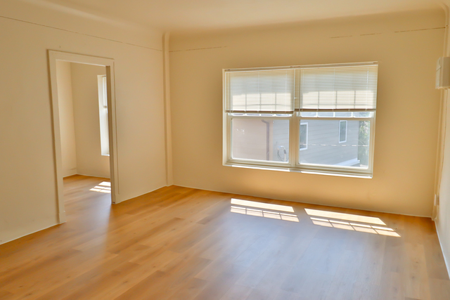 3302 Kenilworth Avenue #306, Berwyn, IL 60402