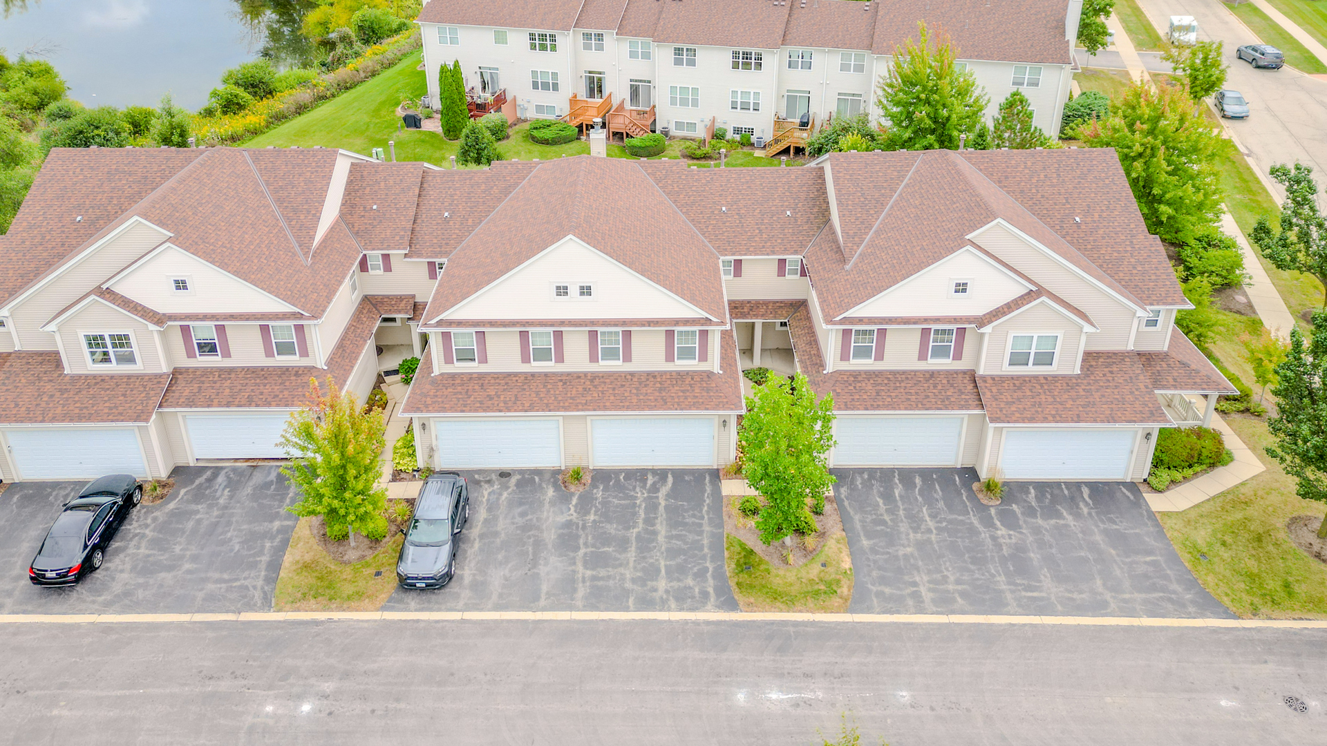2825 Glacier Way #C, Wauconda, IL 60084