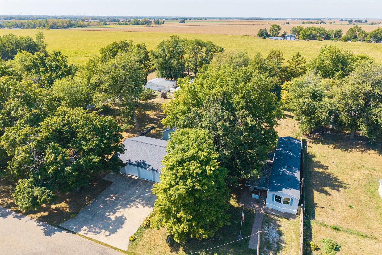 406 Park Street, Kappa, IL 61738