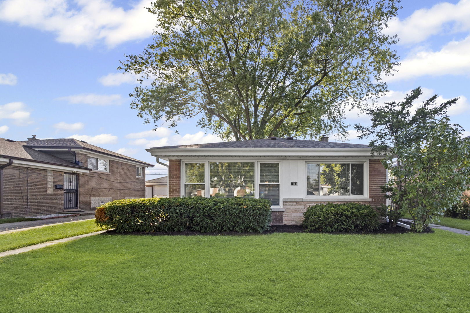 1358 Mackinaw Avenue, Calumet City, IL 60409