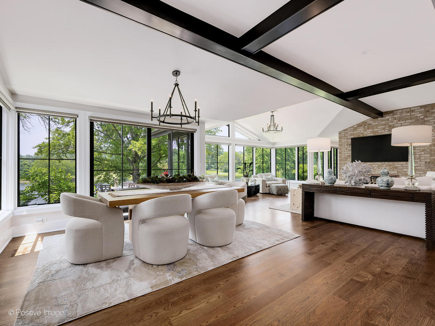 10S370 Madison Street, Burr Ridge, IL 60527