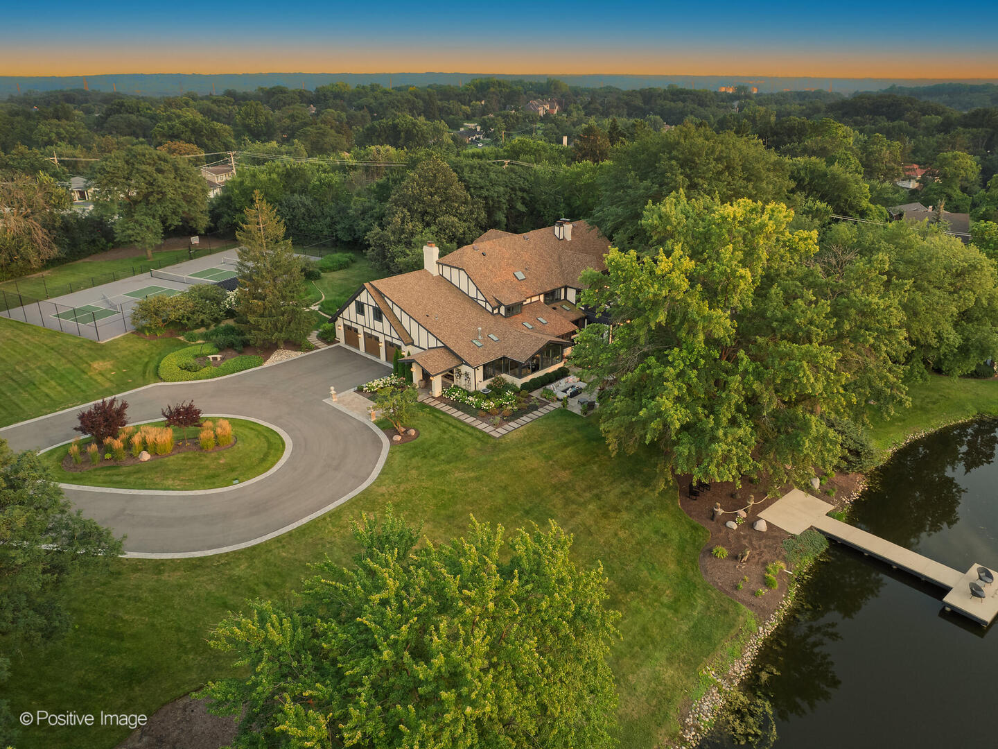 10S370 Madison Street, Burr Ridge, IL 60527