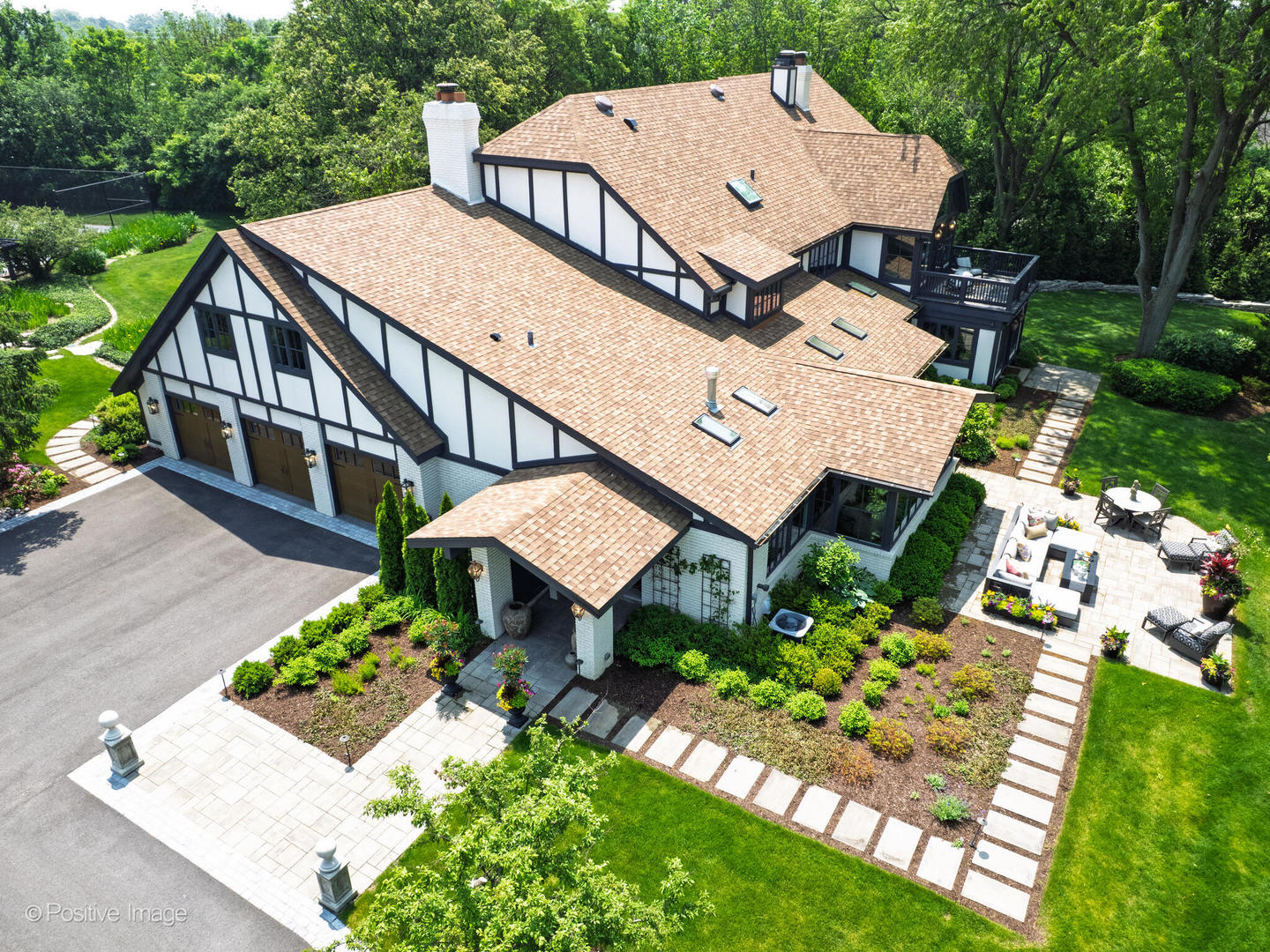 10S370 Madison Street, Burr Ridge, IL 60527