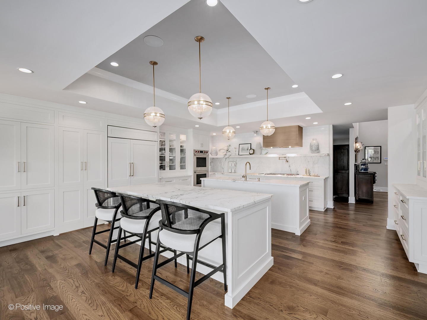 10S370 Madison Street, Burr Ridge, IL 60527