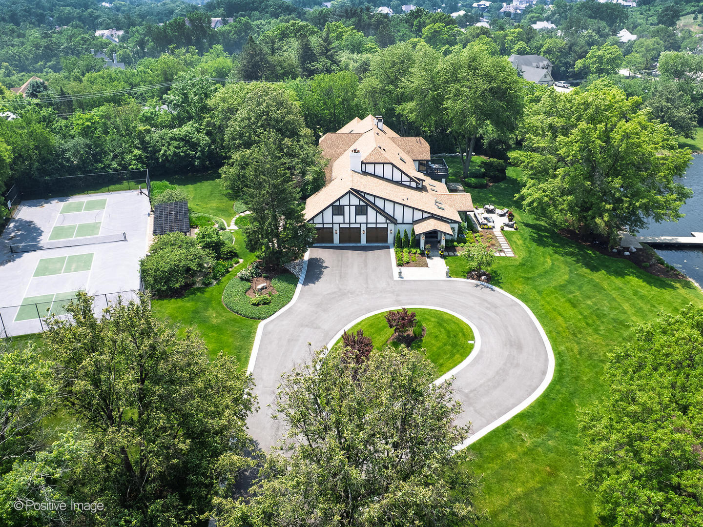 10S370 Madison Street, Burr Ridge, IL 60527