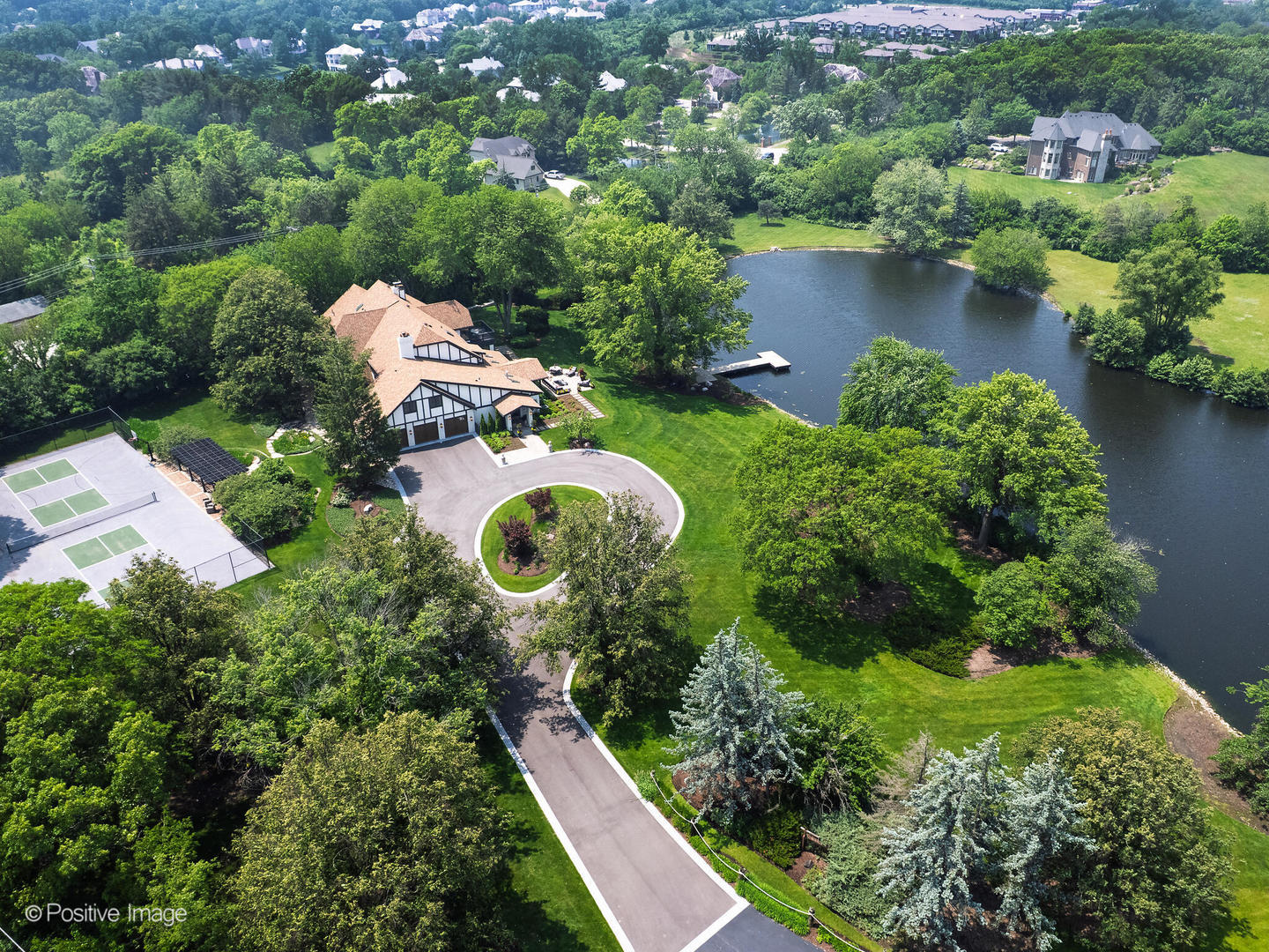 10S370 Madison Street, Burr Ridge, IL 60527