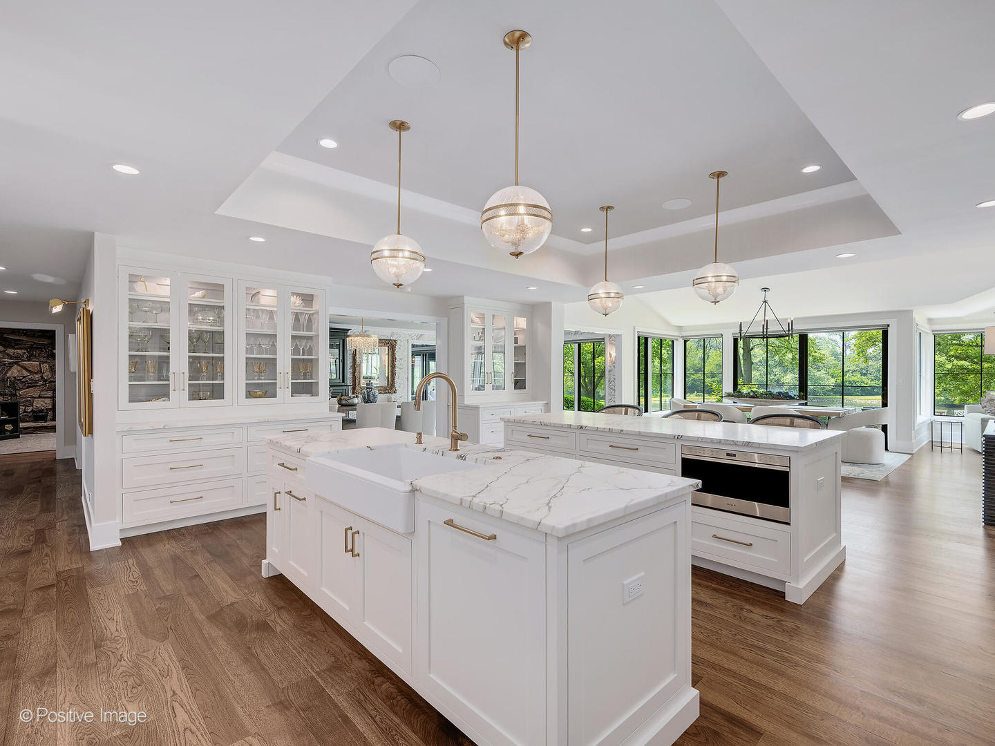 10S370 Madison Street, Burr Ridge, IL 60527