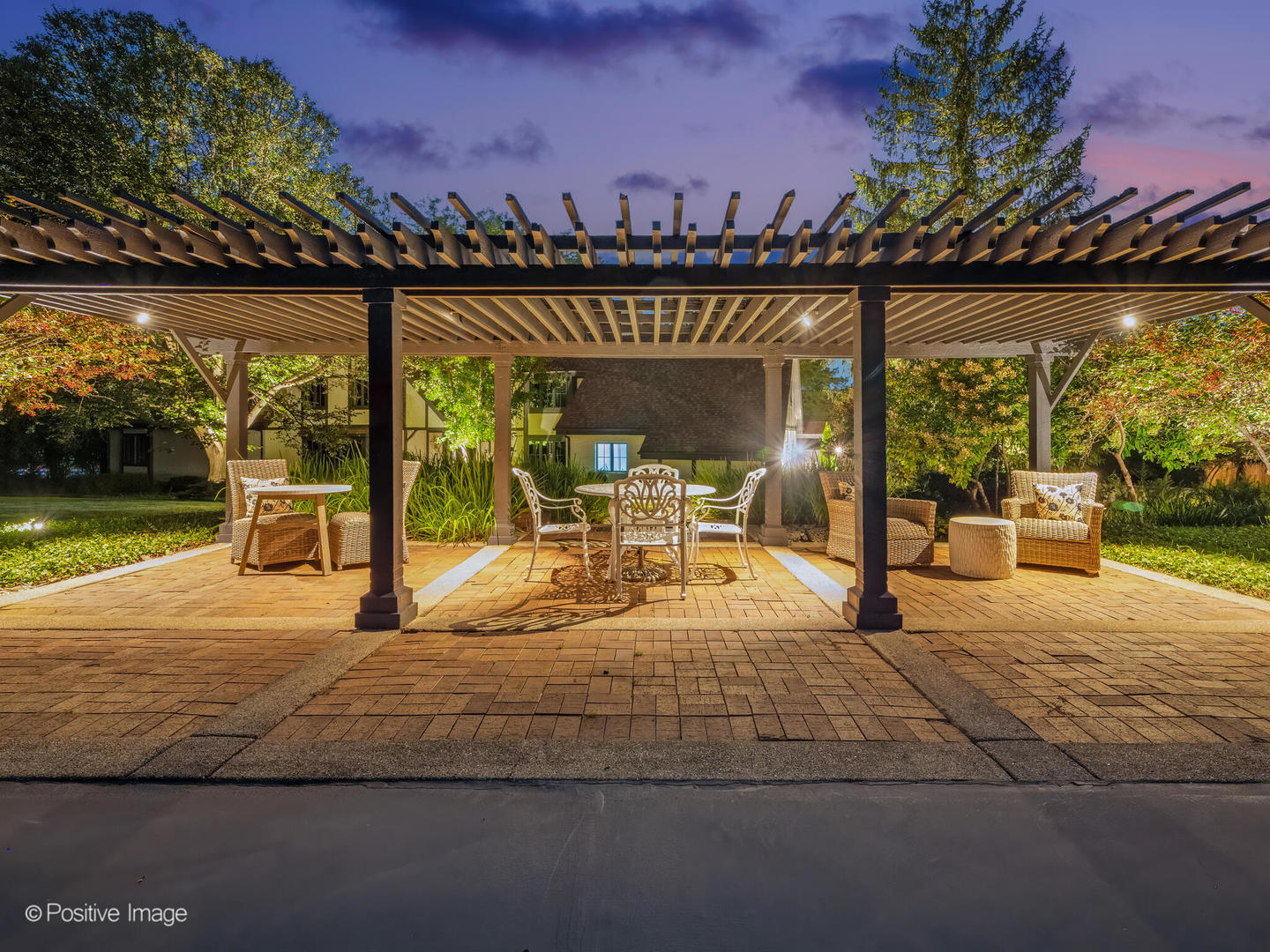 10S370 Madison Street, Burr Ridge, IL 60527