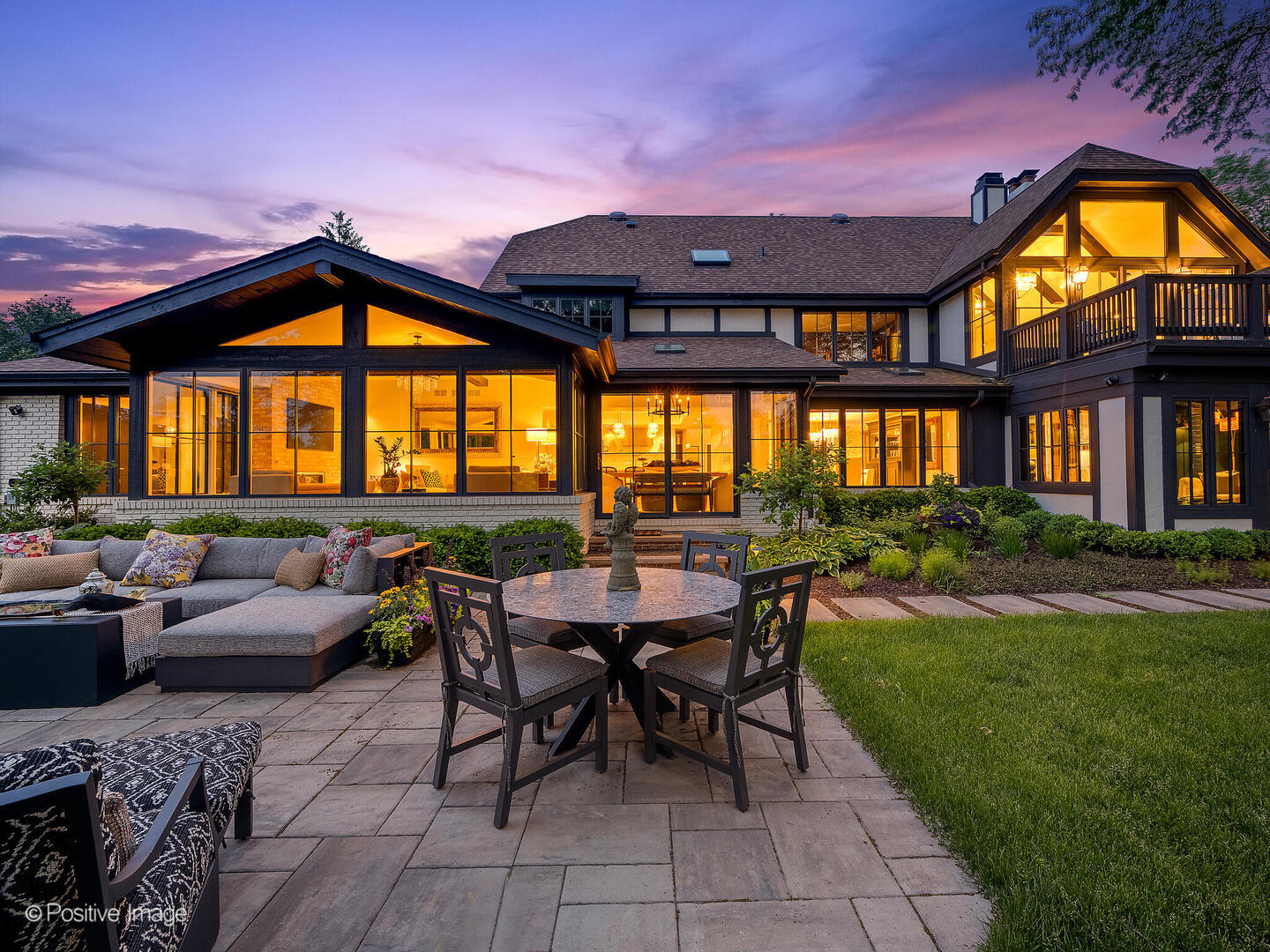 10S370 Madison Street, Burr Ridge, IL 60527