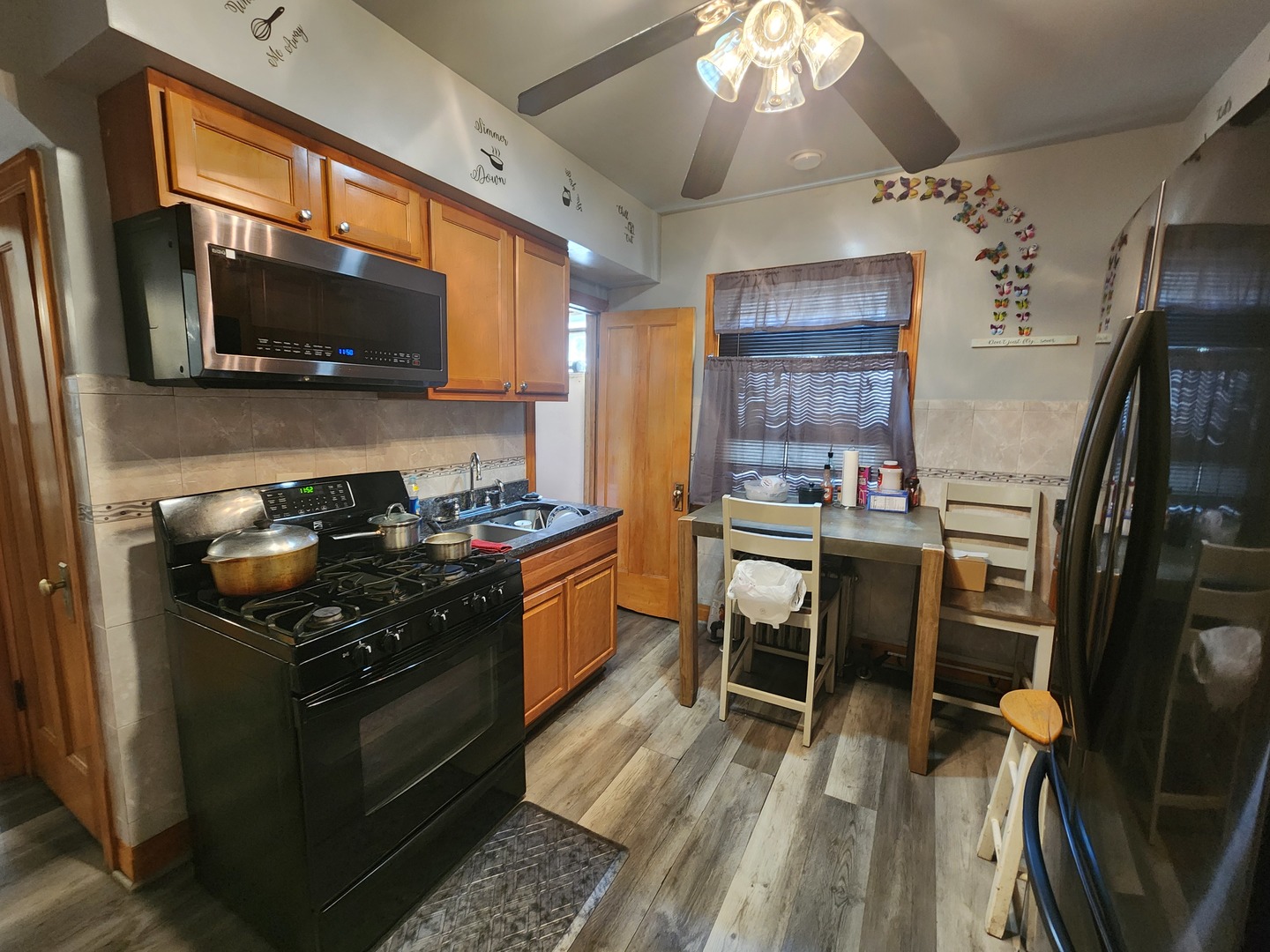 6226 S Francisco Avenue, Chicago, IL 60629