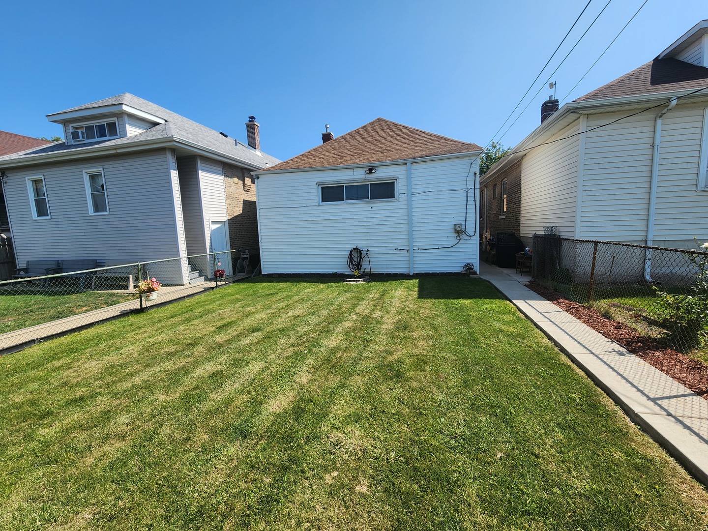 6226 S Francisco Avenue, Chicago, IL 60629