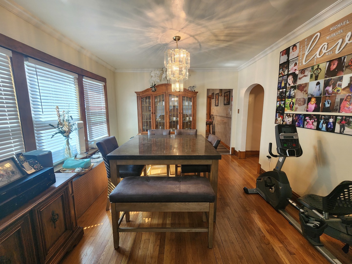 6226 S Francisco Avenue, Chicago, IL 60629