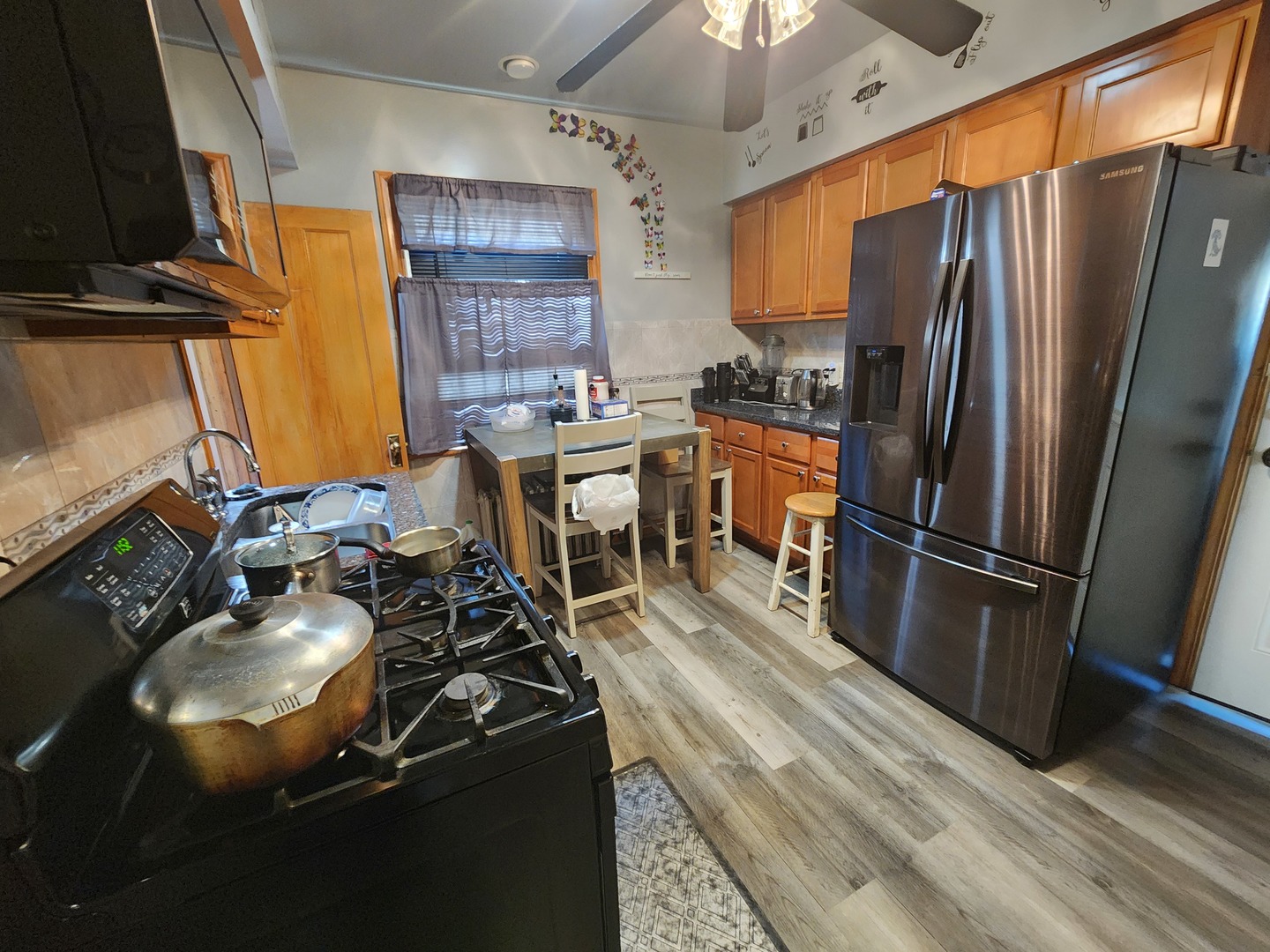 6226 S Francisco Avenue, Chicago, IL 60629