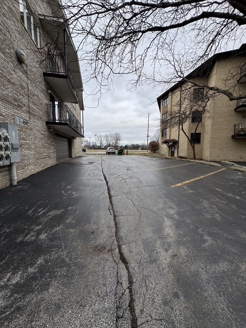 4535 Rumsey Avenue #3E, Oak Lawn, IL 60453