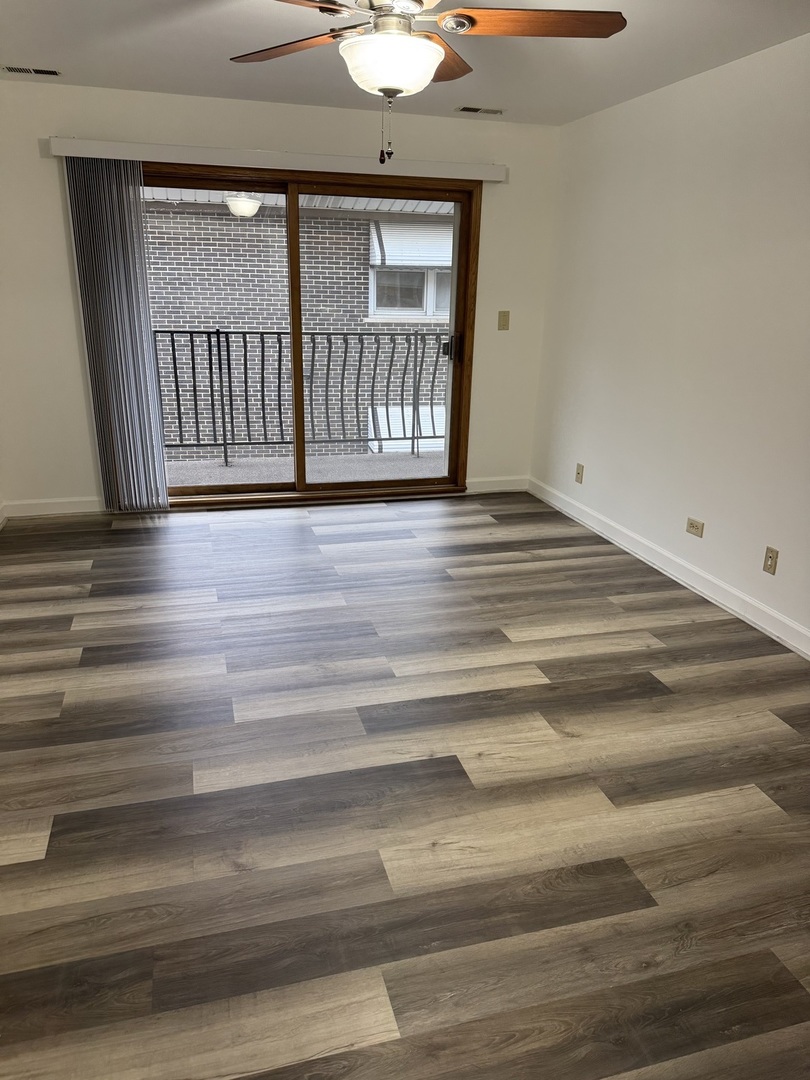 4535 Rumsey Avenue #3E, Oak Lawn, IL 60453