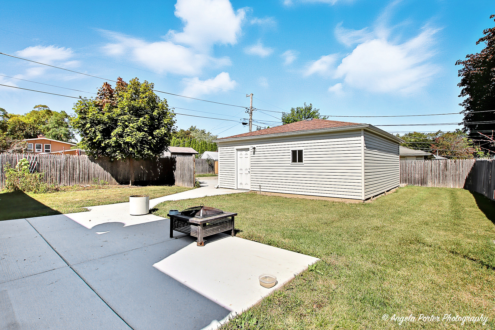1810 21st Street, Zion, IL 60099