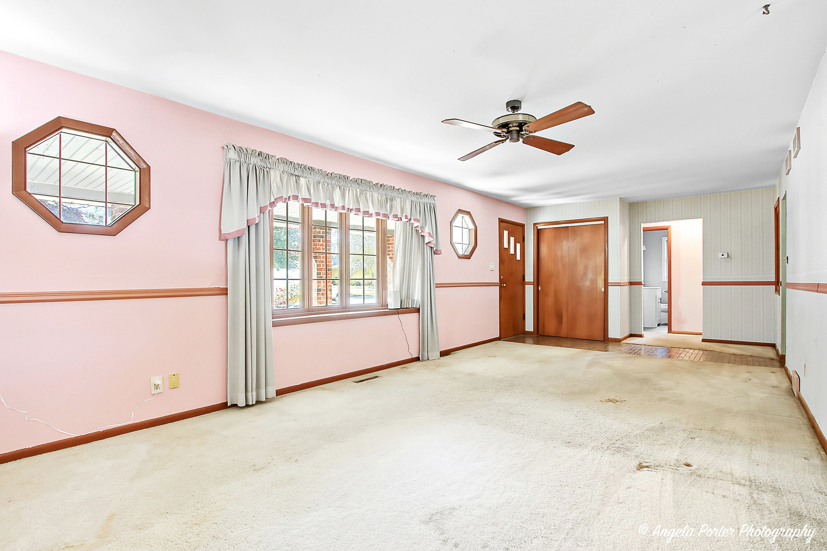 1810 21st Street, Zion, IL 60099