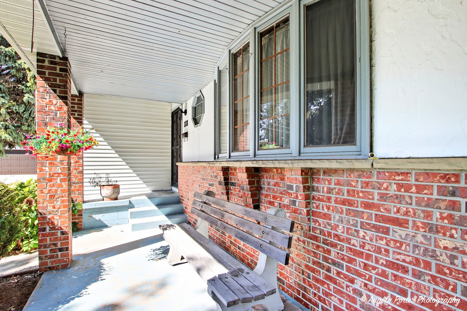 1810 21st Street, Zion, IL 60099