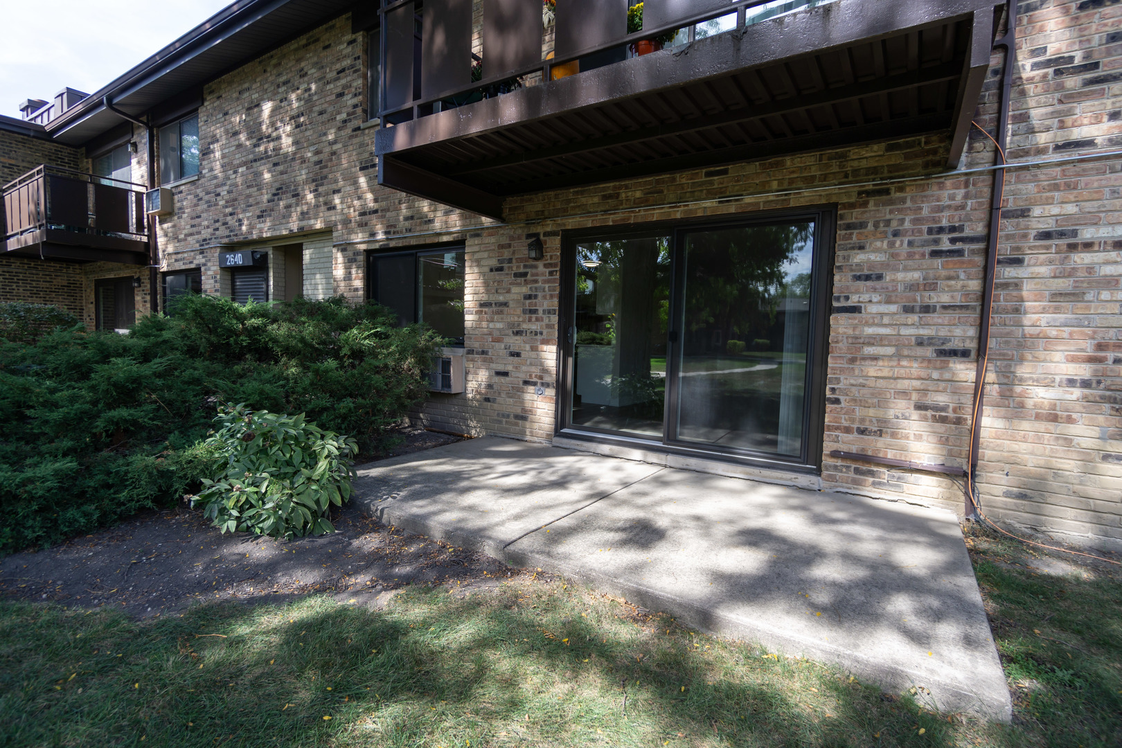 2640 N Windsor Drive #102, Arlington Heights, IL 60004