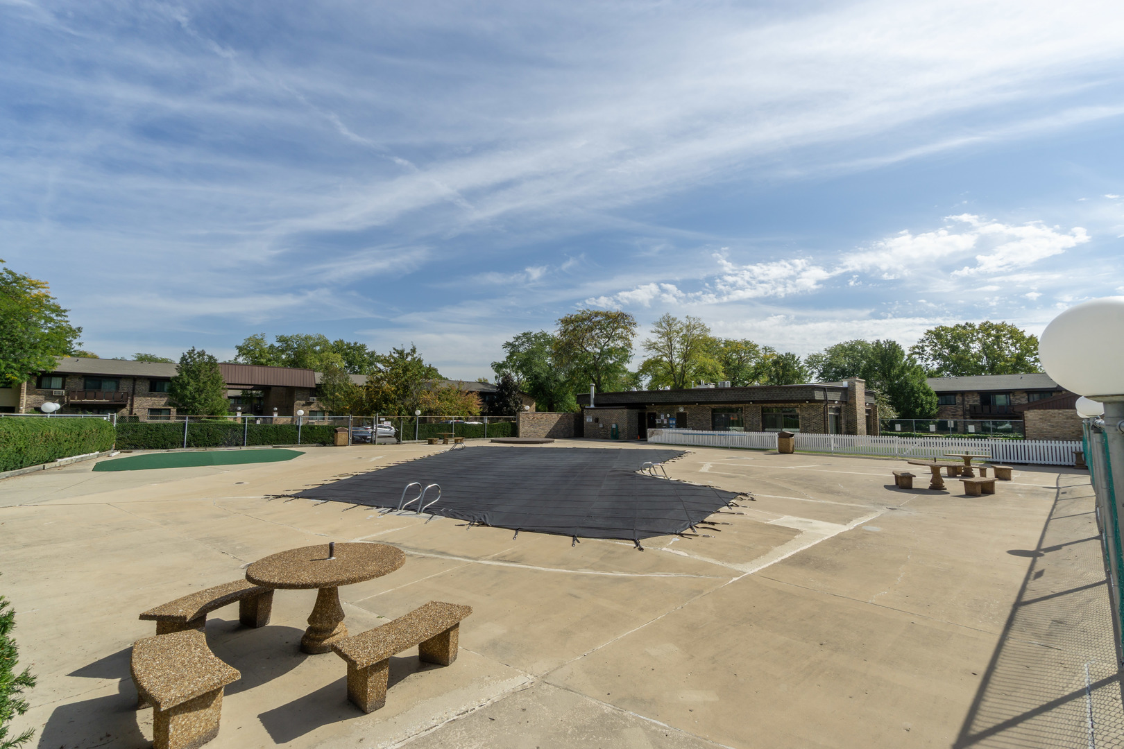 2640 N Windsor Drive #102, Arlington Heights, IL 60004