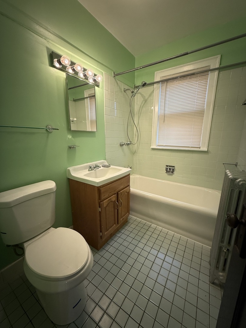 7759 S Prairie Avenue #2, Chicago, IL 60619