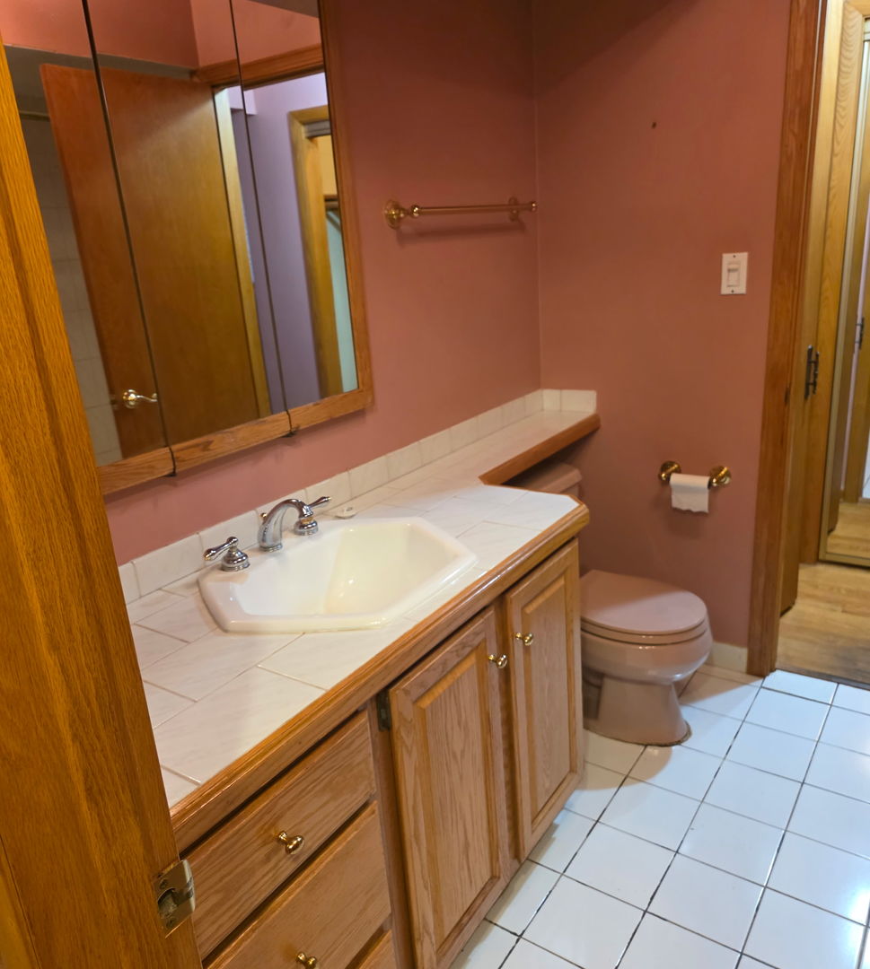 South Holland, IL 60473