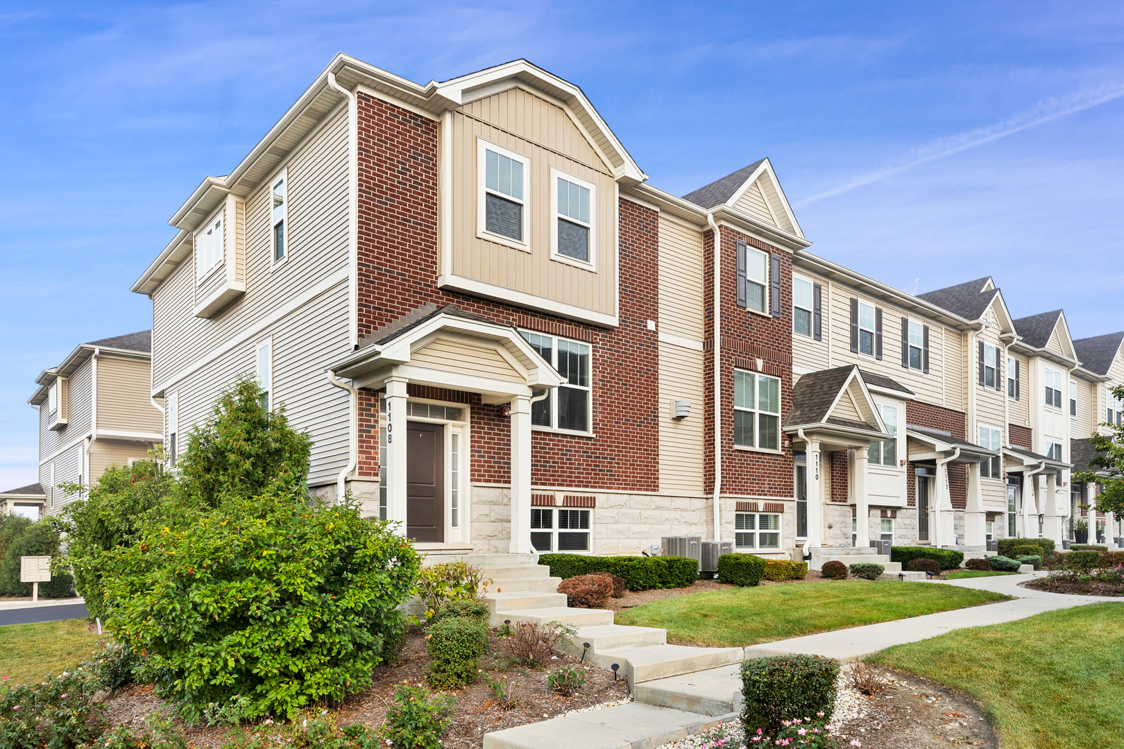 1108 Evergreen Avenue, Des Plaines, IL 60016