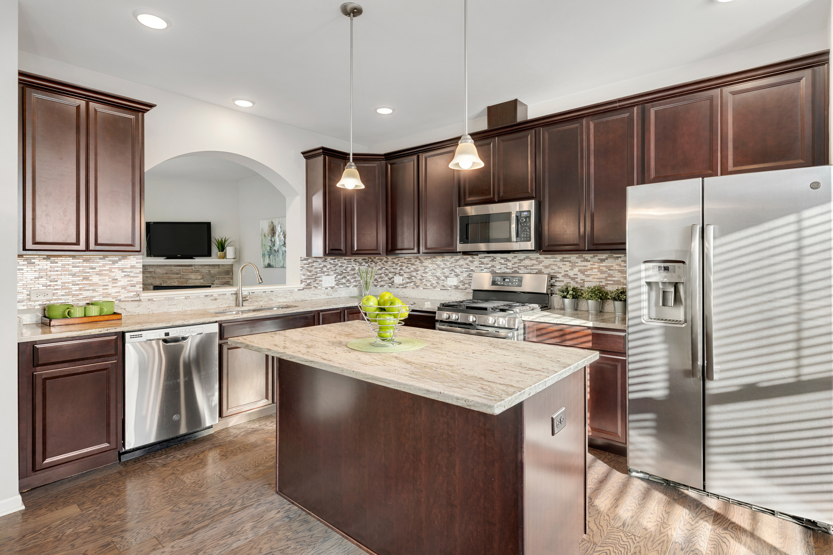 1108 Evergreen Avenue, Des Plaines, IL 60016