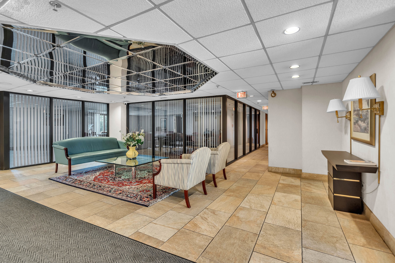 711 S RIVER Road #510, Des Plaines, IL 60016