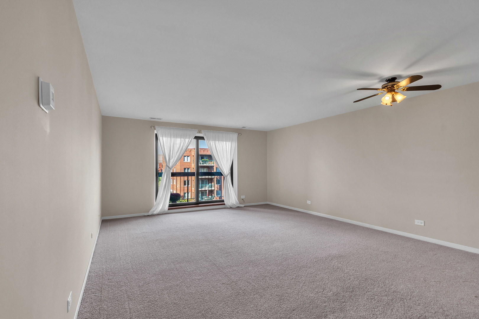 711 S RIVER Road #510, Des Plaines, IL 60016
