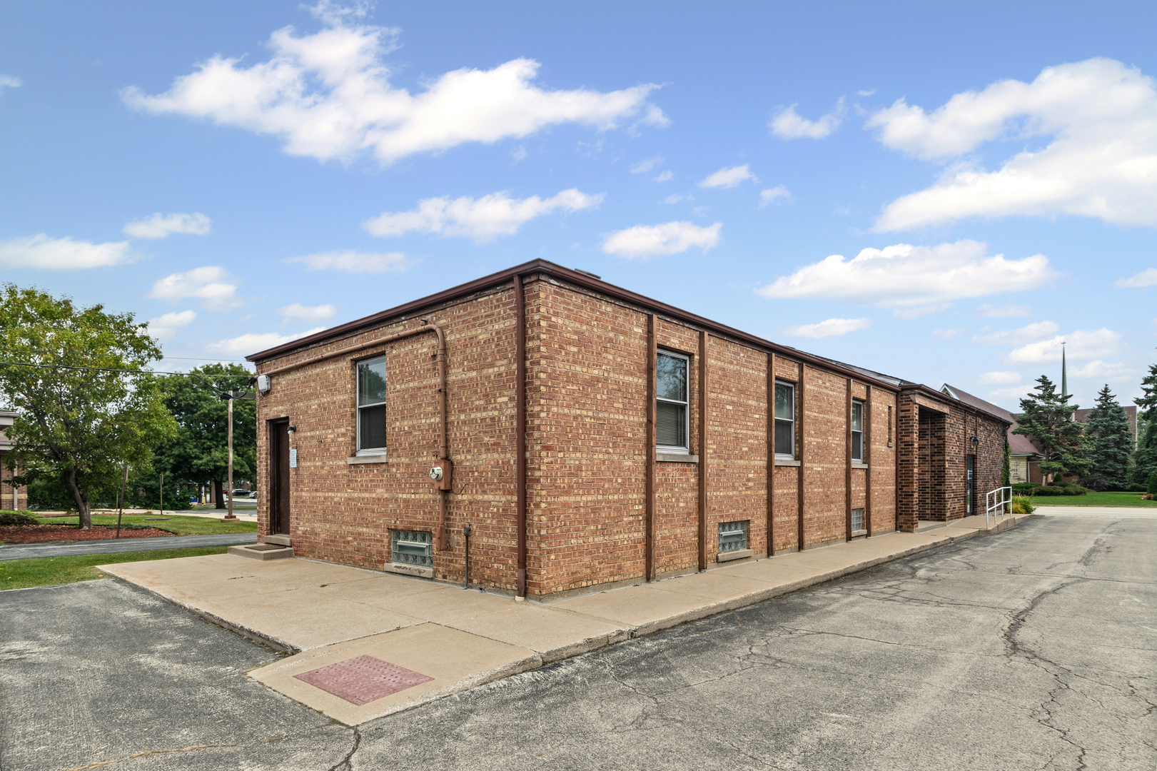 18646 Dixie Highway, Homewood, IL 60430