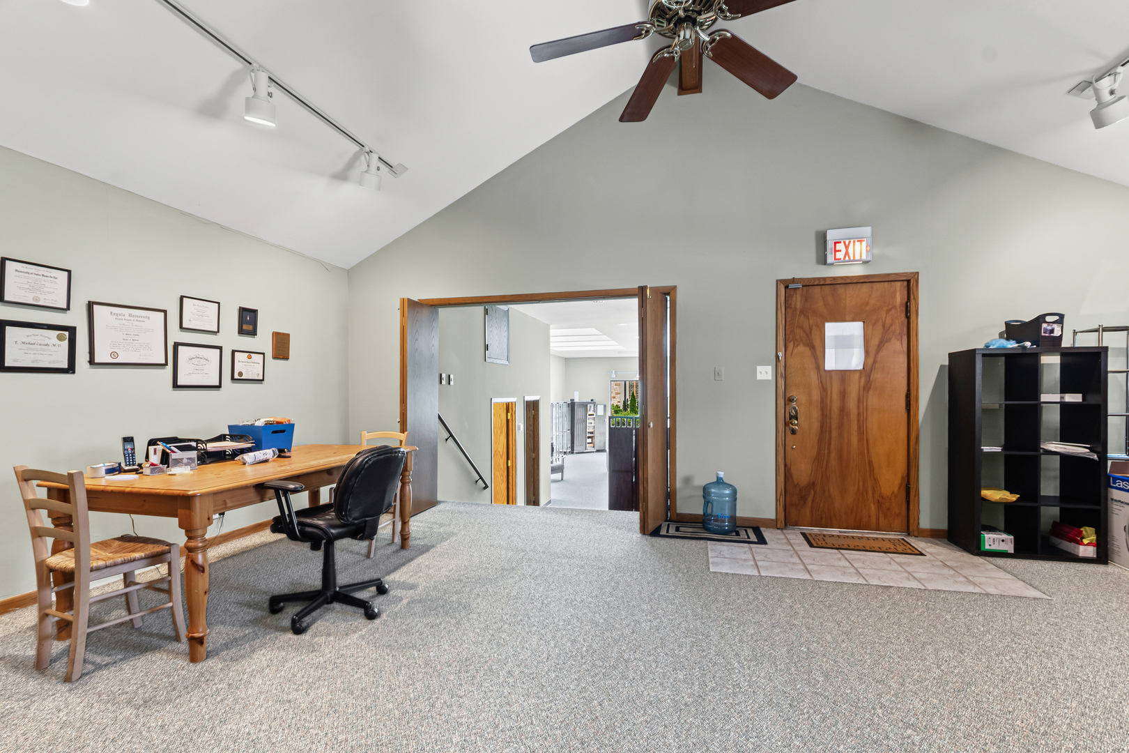 18646 Dixie Highway, Homewood, IL 60430