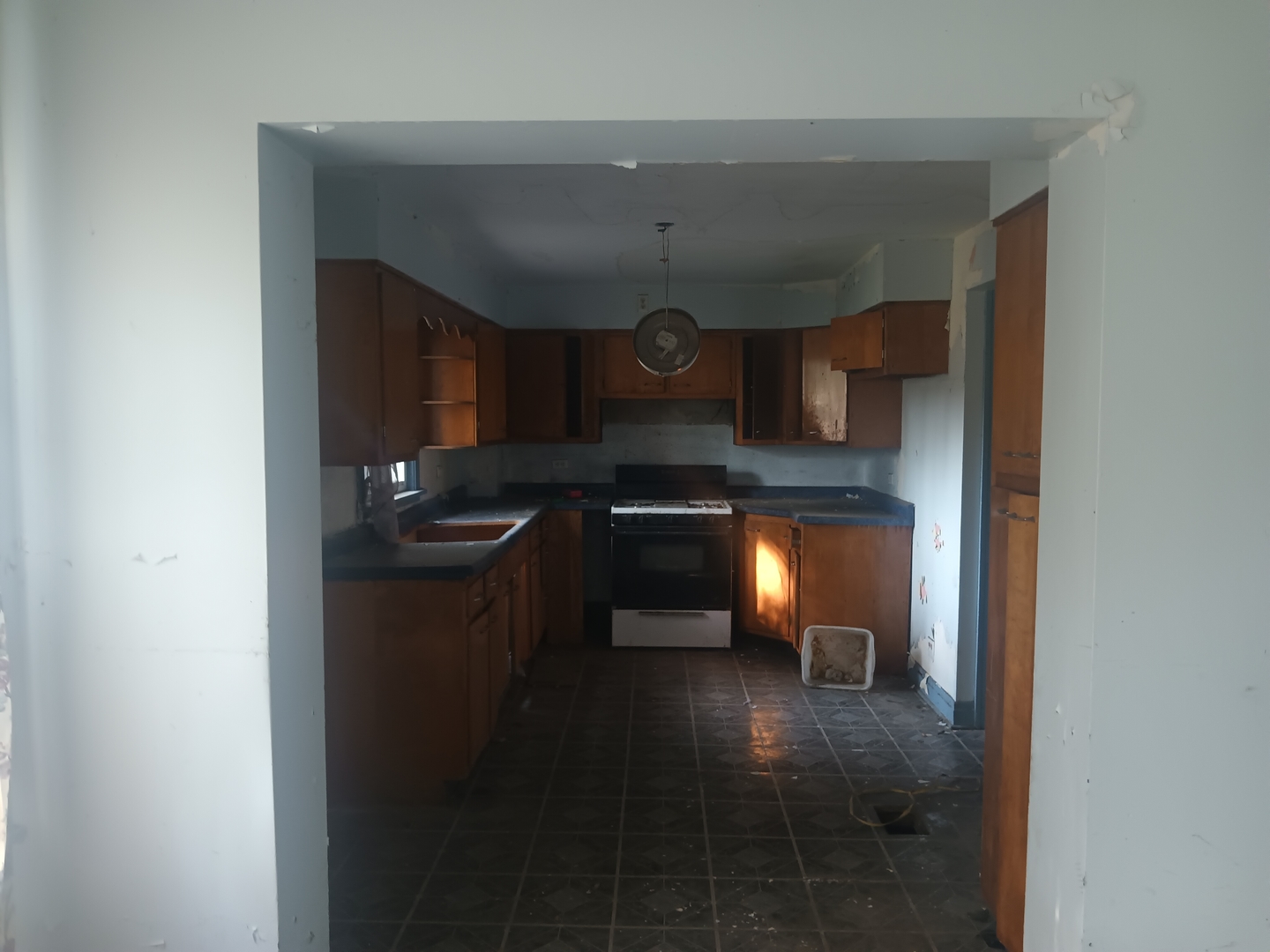 13910 S Edbrooke Avenue, Riverdale, IL 60827