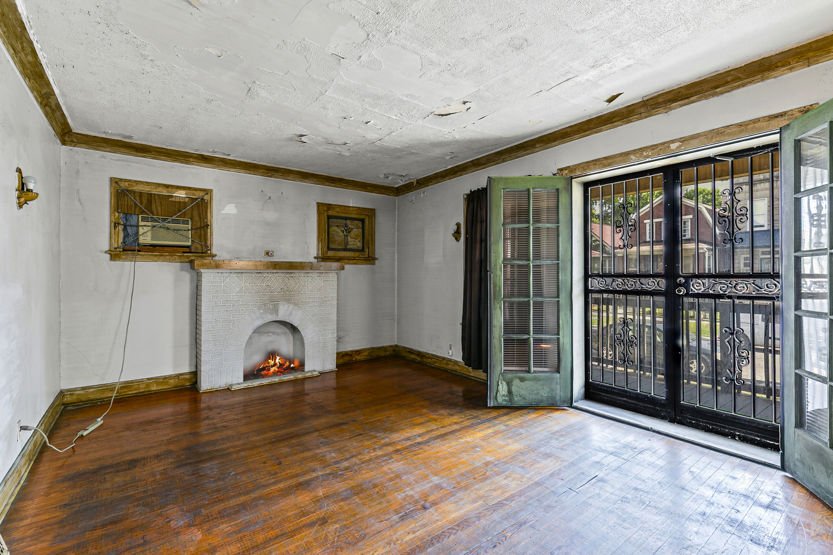 6536 S Rhodes Avenue, Chicago, IL 60637