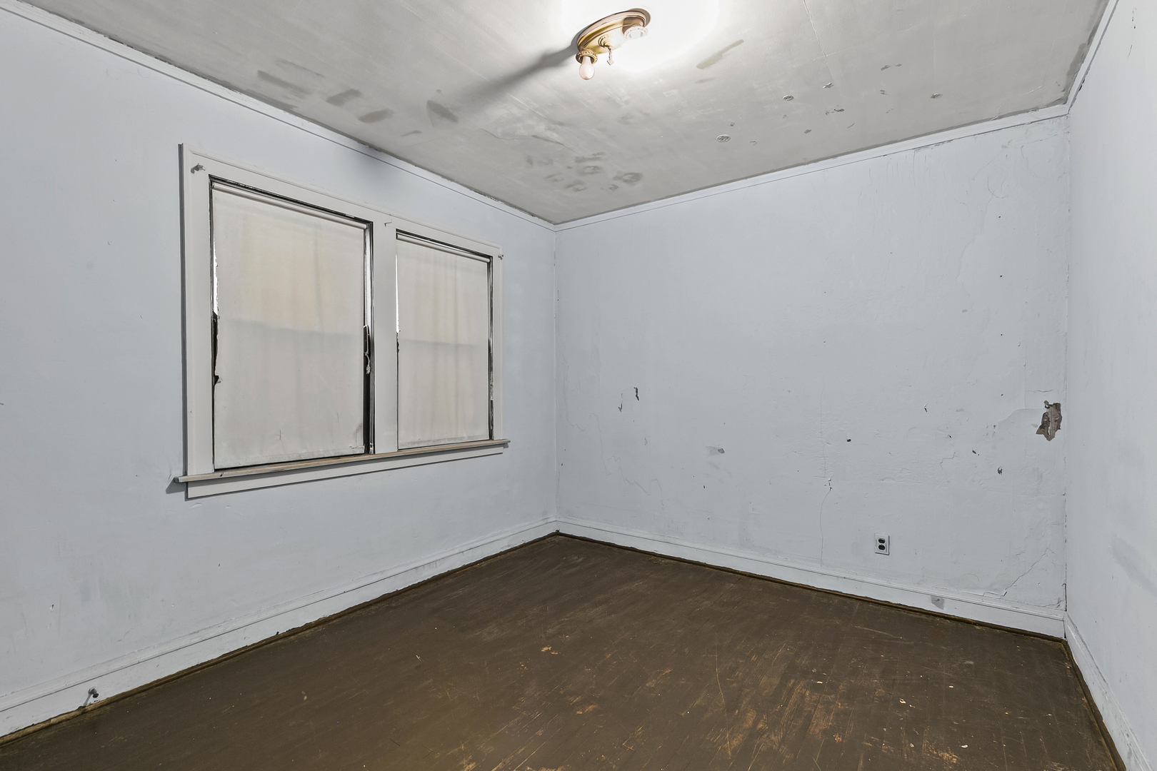 6536 S Rhodes Avenue, Chicago, IL 60637