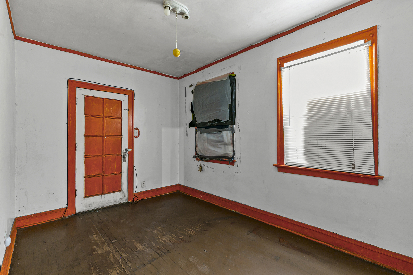 6536 S Rhodes Avenue, Chicago, IL 60637