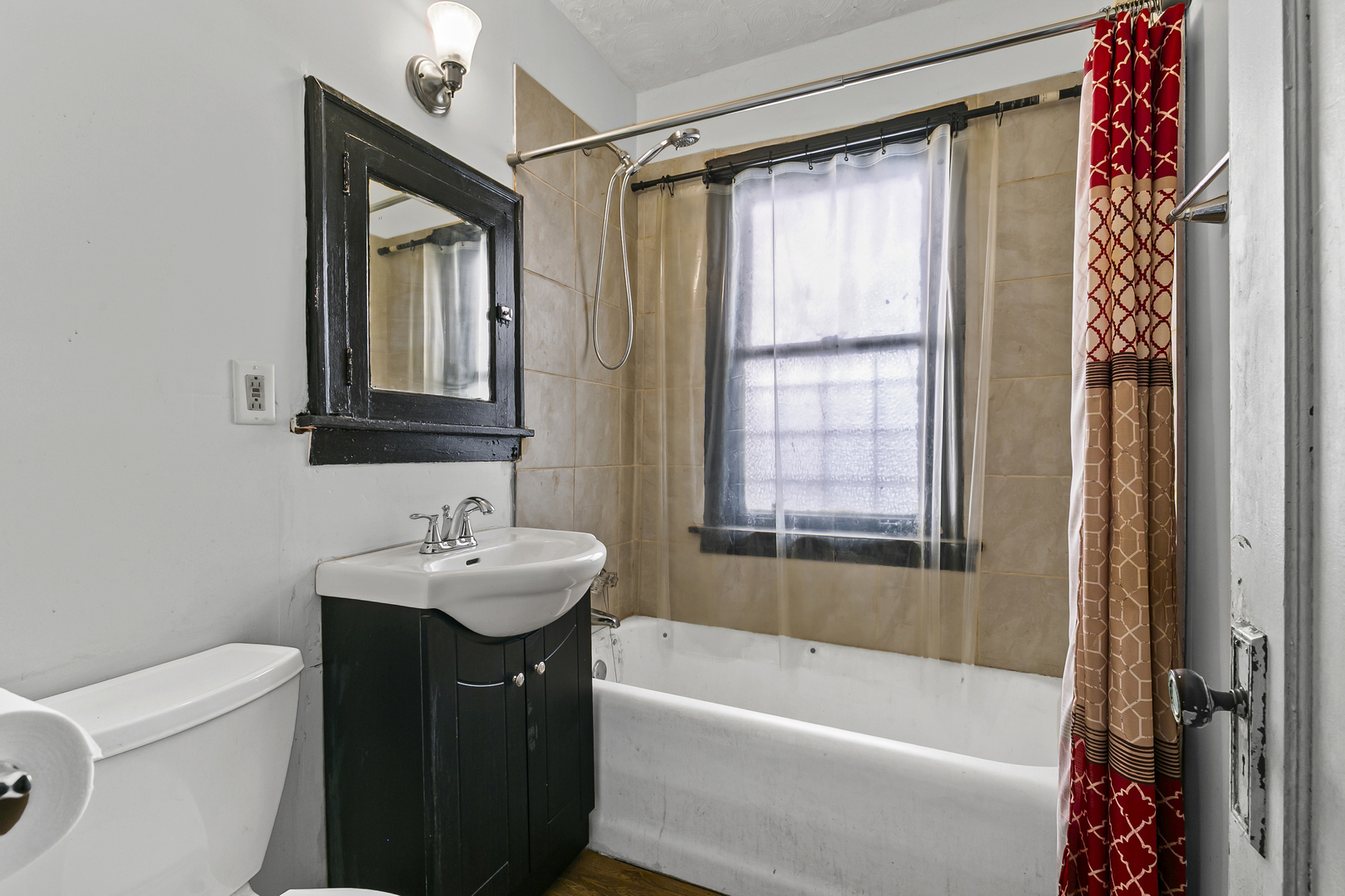 6536 S Rhodes Avenue, Chicago, IL 60637