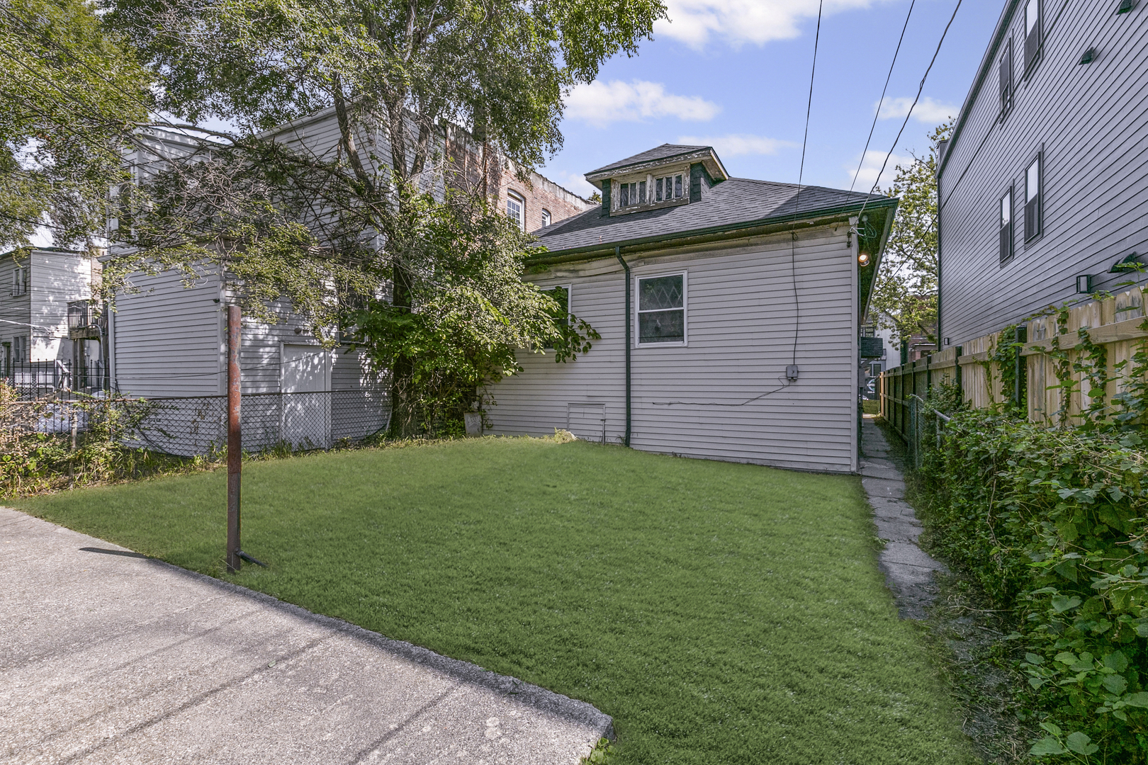 6536 S Rhodes Avenue, Chicago, IL 60637