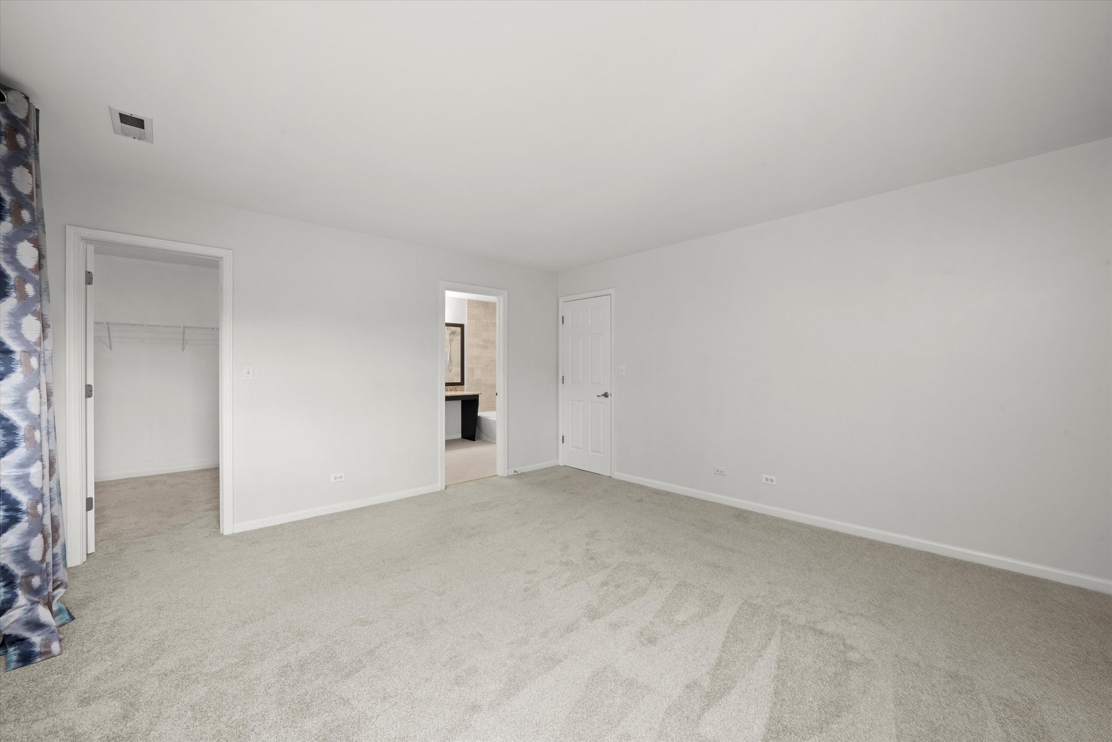2468 Reflections Drive #2468, Aurora, IL 60502