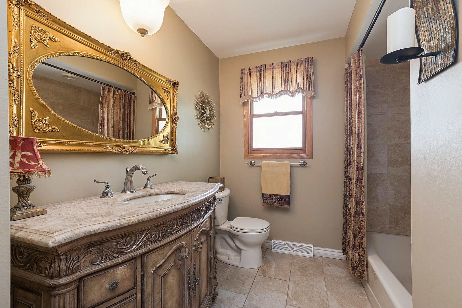 9259 Ridgeland Avenue, Oak Lawn, IL 60453