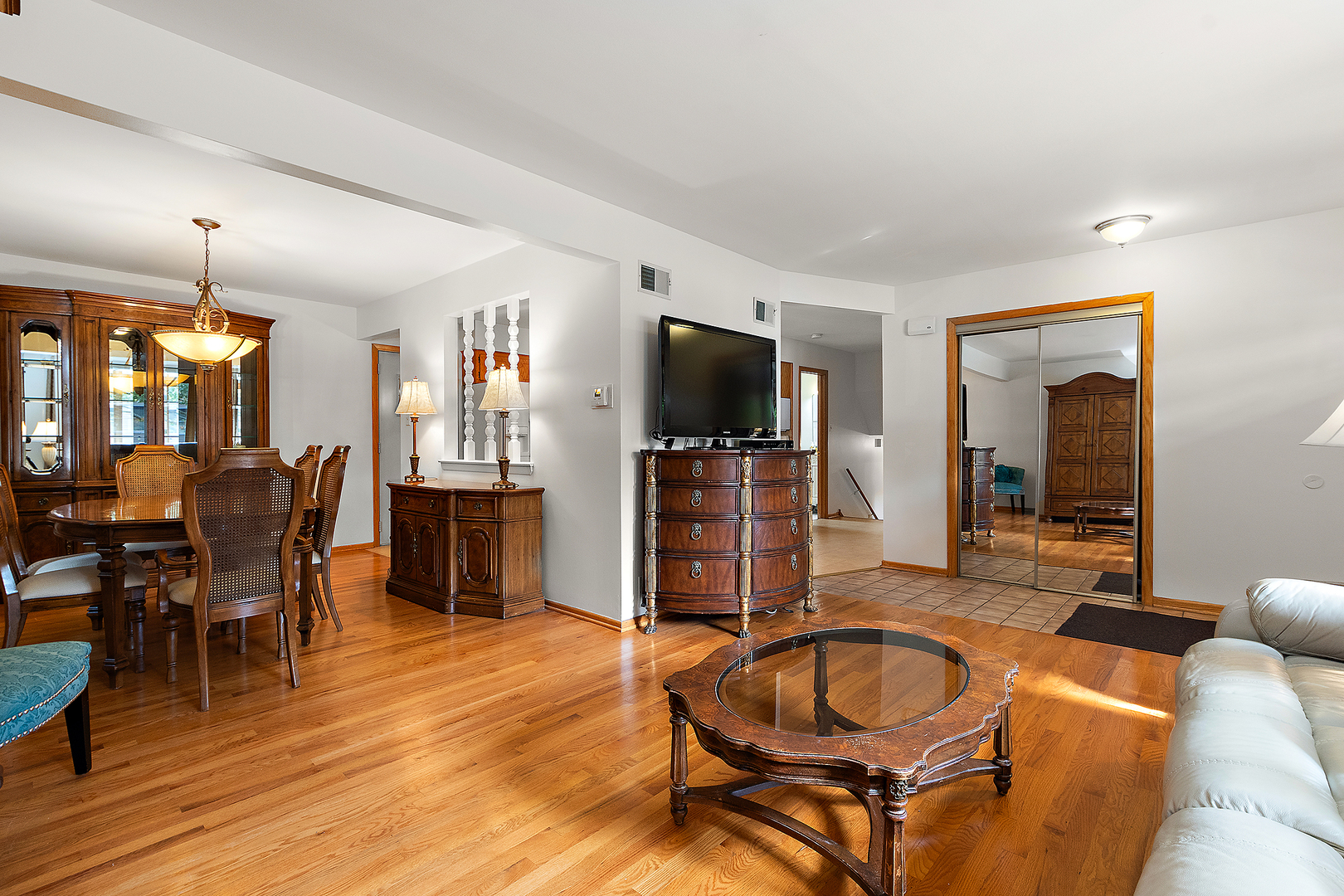 9259 Ridgeland Avenue, Oak Lawn, IL 60453