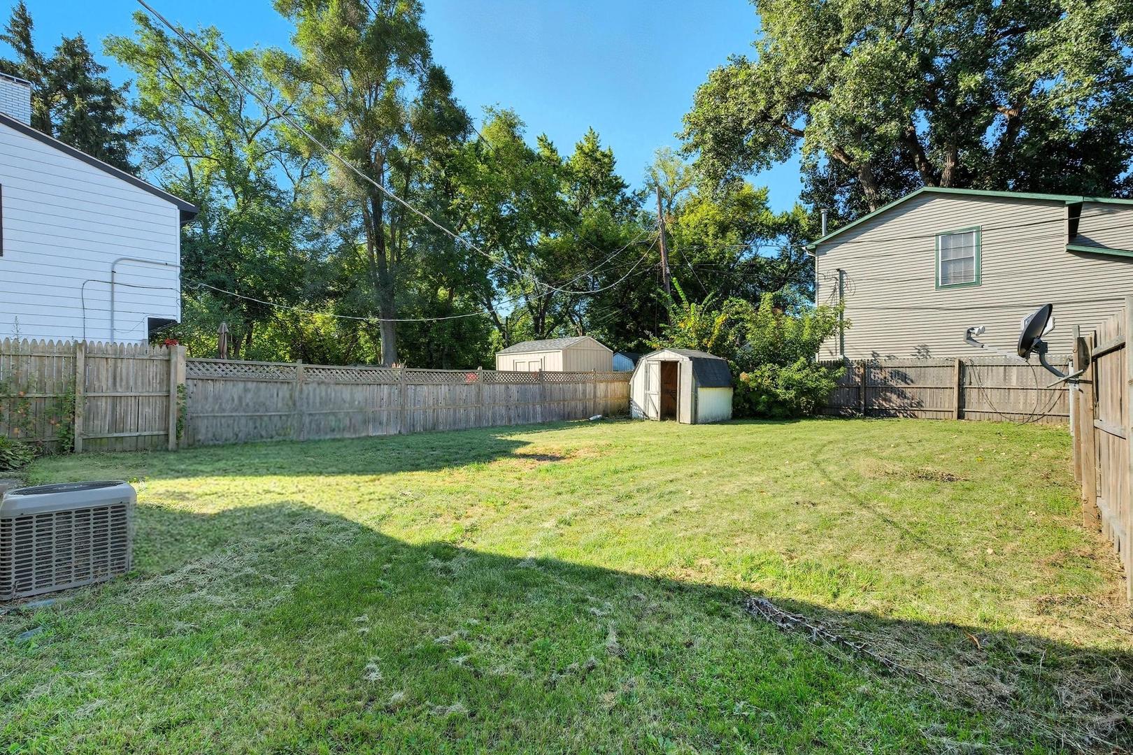 1218 Sunnyside Court, Round Lake Beach, IL 60073