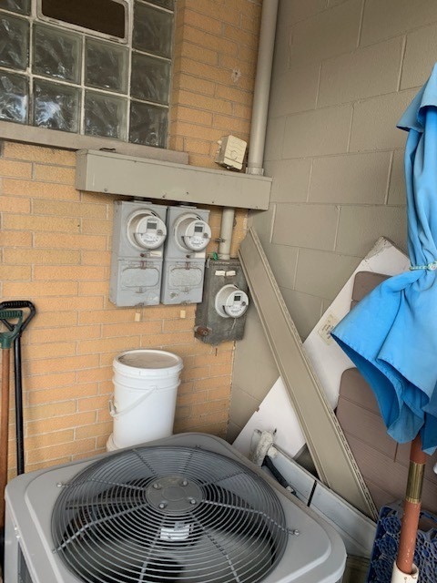 2513 Ridge Road, Lansing, IL 60438