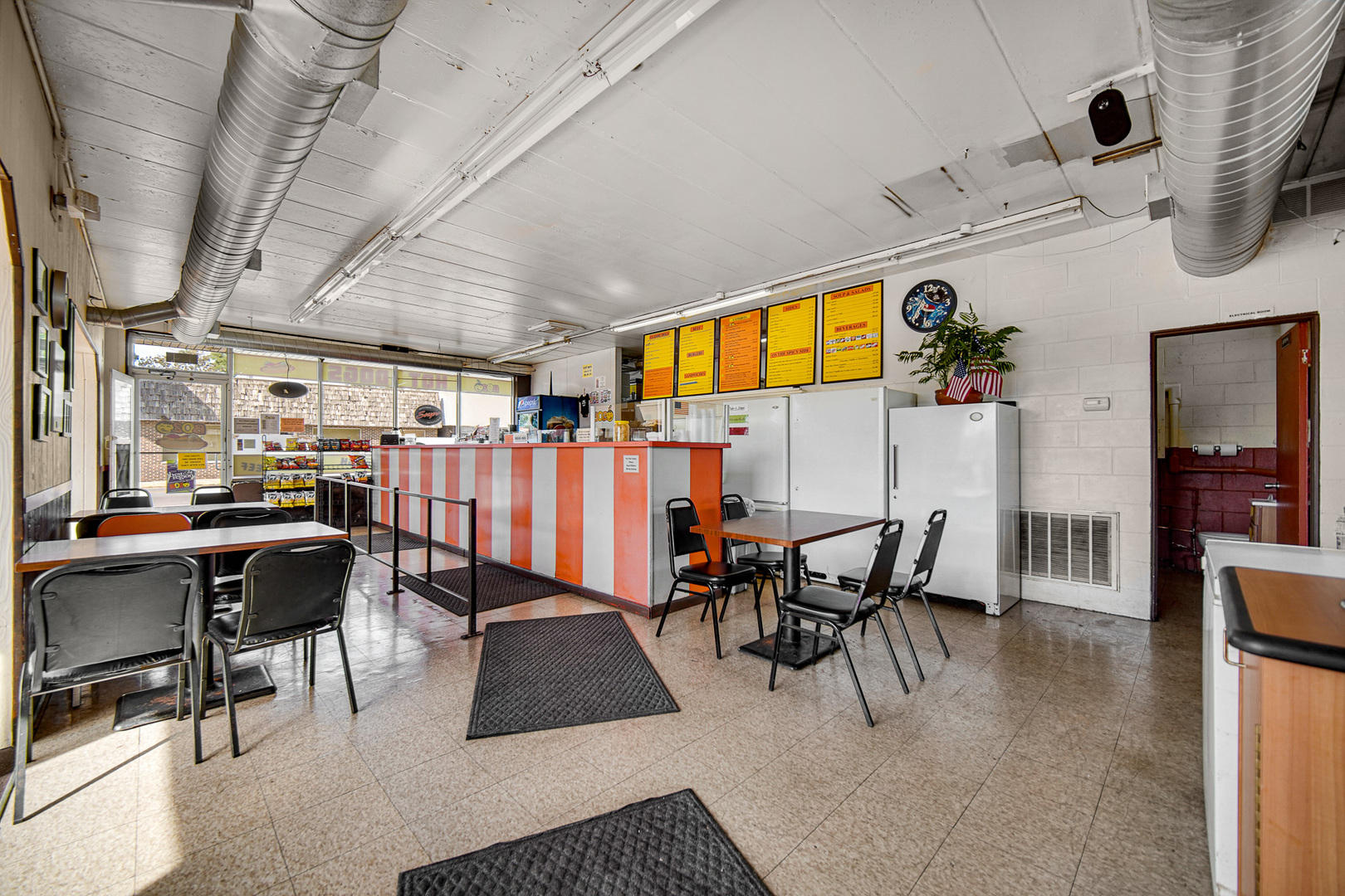 2513 Ridge Road, Lansing, IL 60438