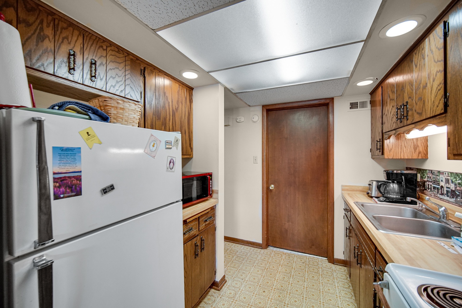 2513 Ridge Road, Lansing, IL 60438