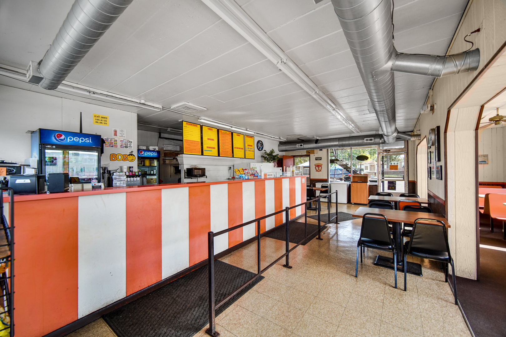 2513 Ridge Road, Lansing, IL 60438