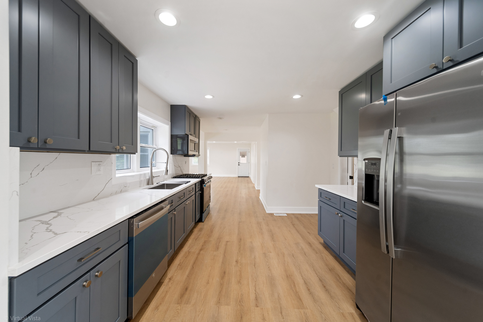 106 E 22nd Street, Lombard, IL 60148