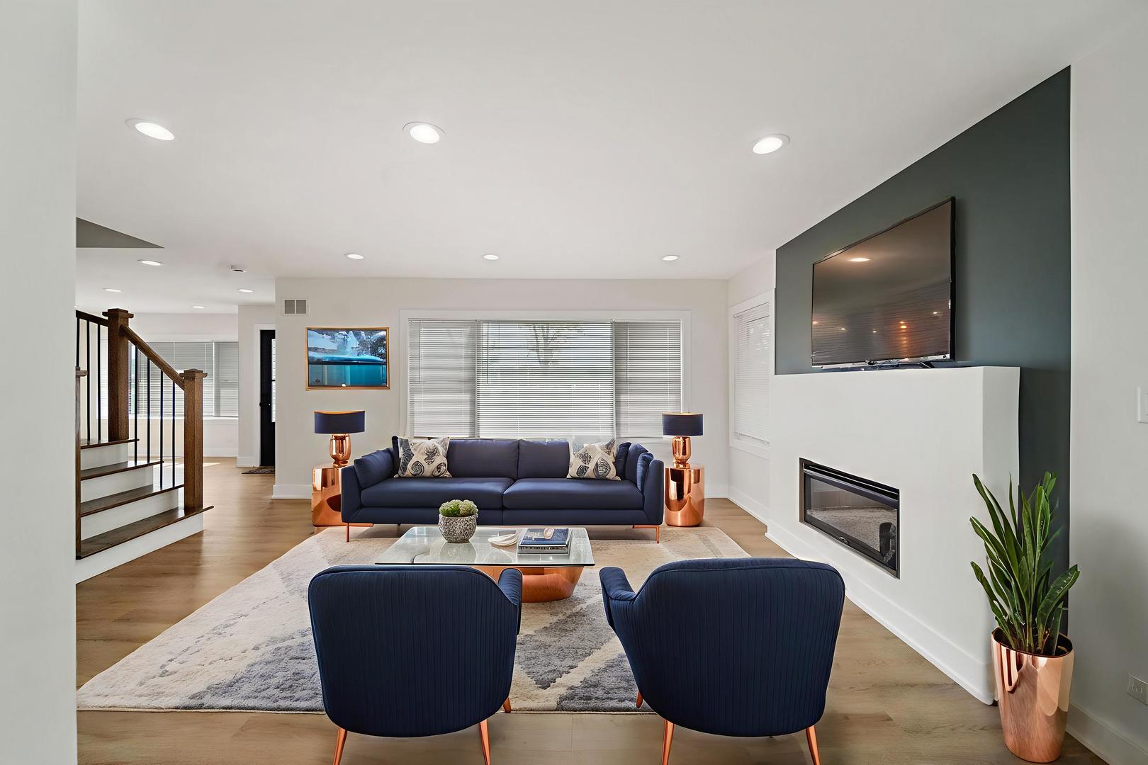 106 E 22nd Street, Lombard, IL 60148