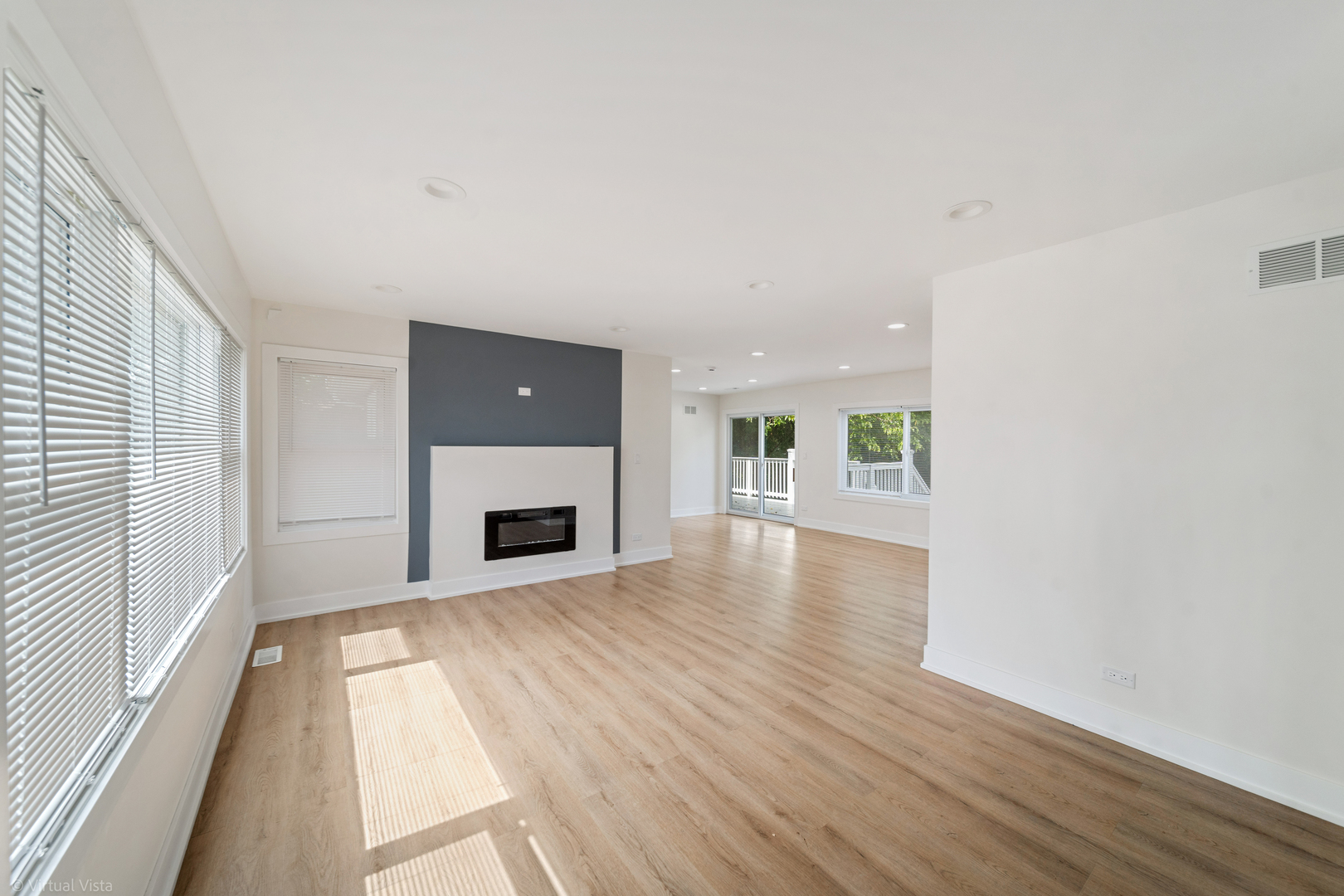 106 E 22nd Street, Lombard, IL 60148