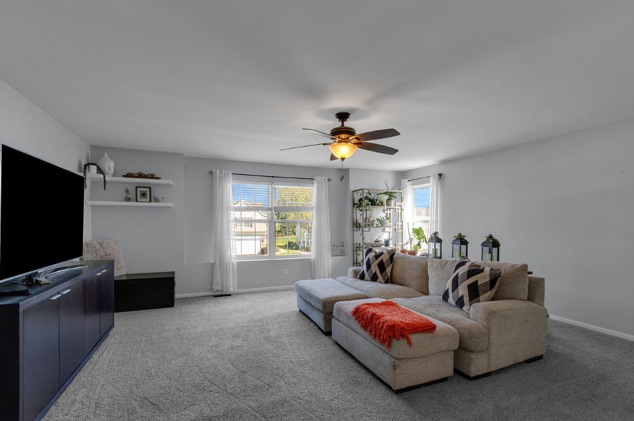 1221 COURTLAND Circle #1221, Plainfield, IL 60586